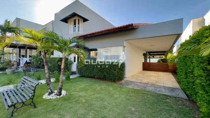 Casa com 3/4 em condomínio fechado à venda em Natal