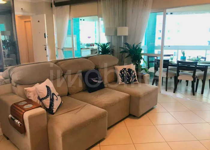Apartamento no Edifício Mirante das Ondas em Balneário Camboriú