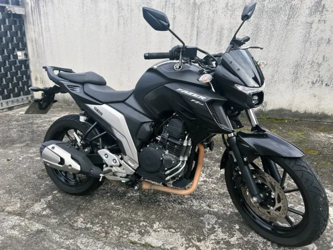 Moto Yamaha Fazer 250 2022 - Único dono
