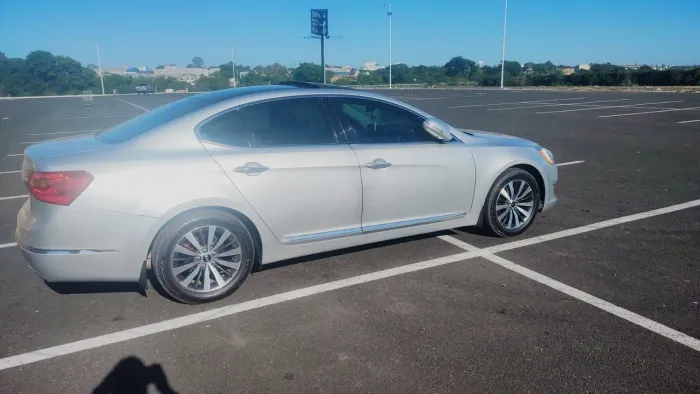 Kia Motors Cadenza EX 3.5 V6 24V 290cv Aut. 2012