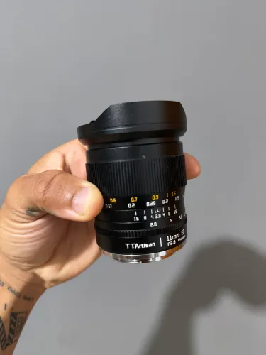 Lente Fisheye - 11mm E Mount