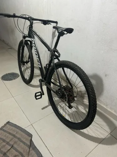 Bicicleta 29 Raider Z3X Pro 12V Freio Hidráulico Suspensão com trava no guidão