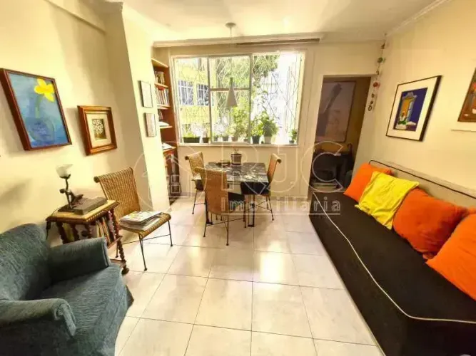 Apartamento para venda com 71 metros quadrados com 2 quartos em Copacabana - Rio de Janeir