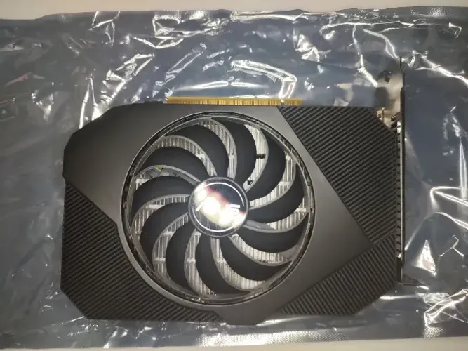 GPU GTX1650, fonte de computador Corsair CV450 (450W) e gabinete