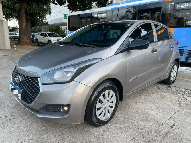 Hyundai HB20 Unique 1.0 Flex 12V Mec. 2019