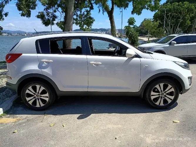 Kia Motors Sportage LX 2.0 16v/ 2.0 16V Flex Aut. 2013