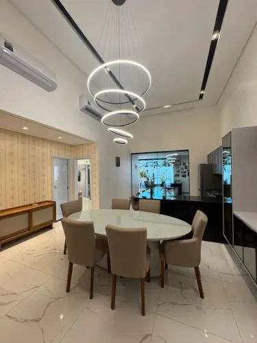 Linda Casa no Condomínio Morada dos Pássaros