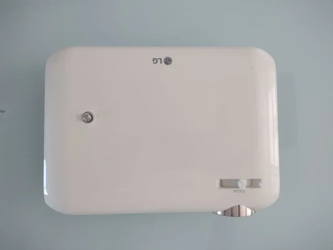 Projetor LG Cinebeam 3d PW1500 lumiuns