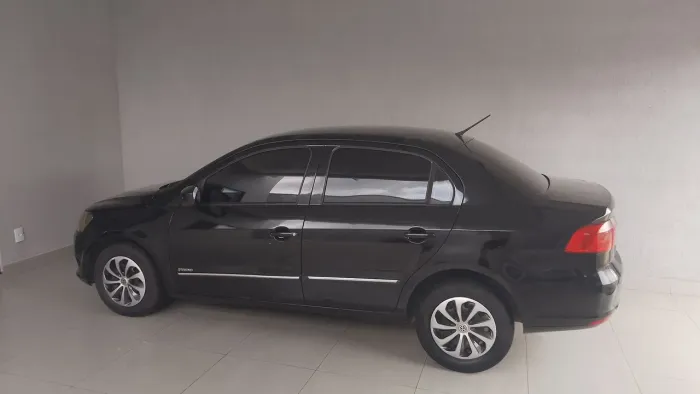 Volkswagen Voyage 1.0/1.0 City MI Total Flex 8V 4P 2013