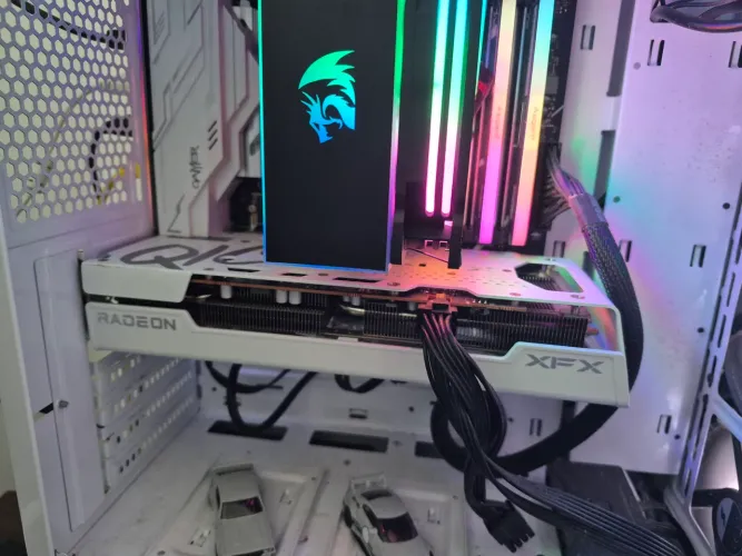 PLACA VÍDEO 7600