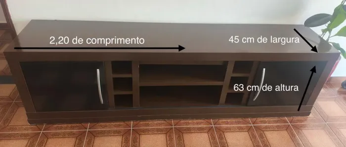 Rack, mesa de centro e mesa de canto