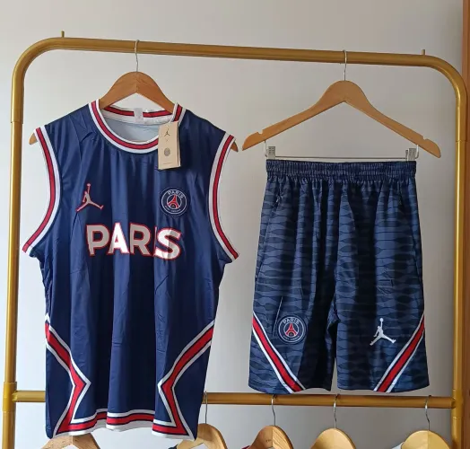 Conjunto de treino do PSG FC 24/25