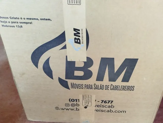 Cadeira de Barbeiro Nova na caixa