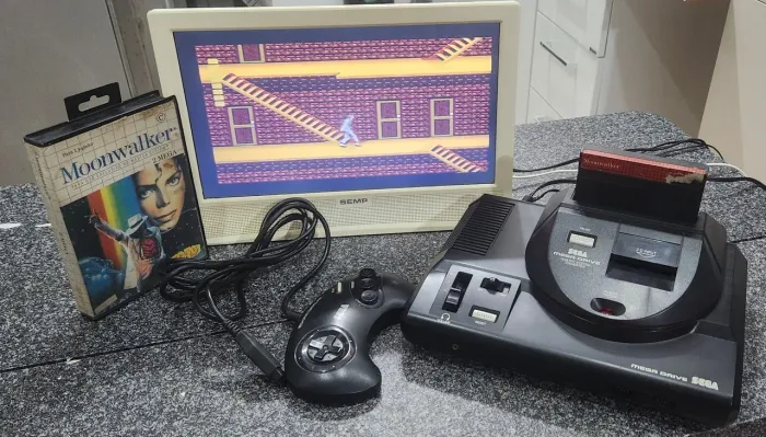 Sega Mega Drive TECTOY C/ controle Original