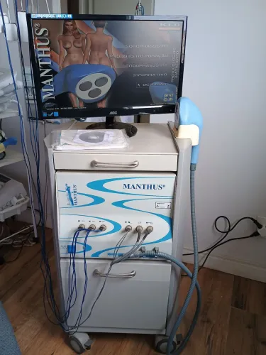 Aparelho de ultrassom estética