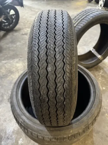 Pneu de Brasília 165-14 / 6.45-14 Firestone