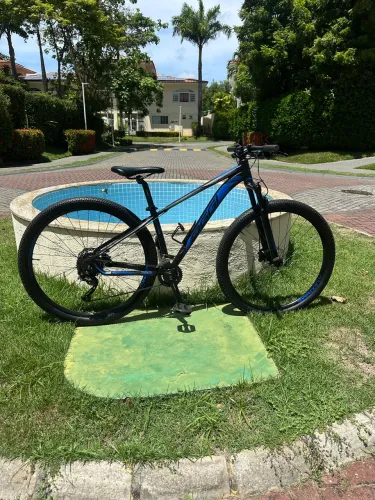 Bicicleta aro 29 Oggi 7.0