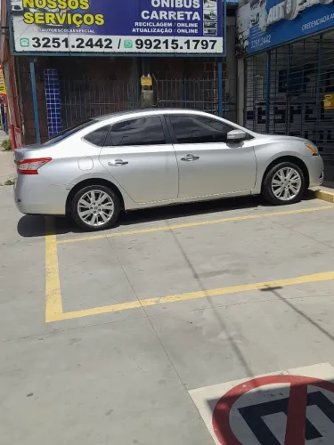 Nissan Sentra SL 2.0/ 2.0 Flex Fuel 16V Aut. 2015