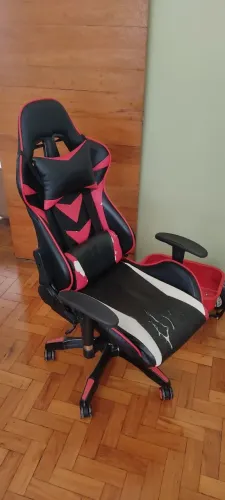 Cadeira gamer Craft usada preta e vermelha