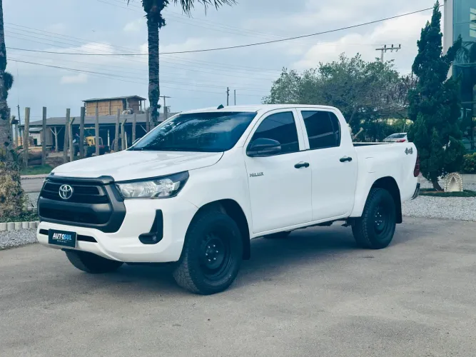 Toyota Hilux CD 4X4 2.8 Diesel Mec. 2021