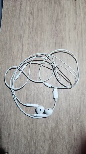 Fone de ouvido Apple EarPods Intra-Auricular.