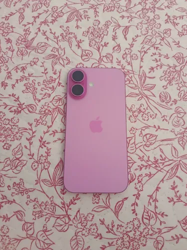 iPhone 16