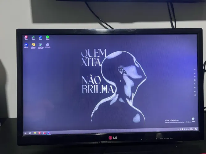 Televisão (LG 24 polegadas) ? Impecável! Tudo funcionando perfeitamente