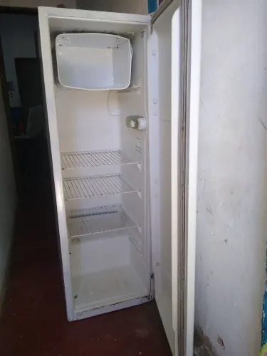 Geladeira e Gelagua usados