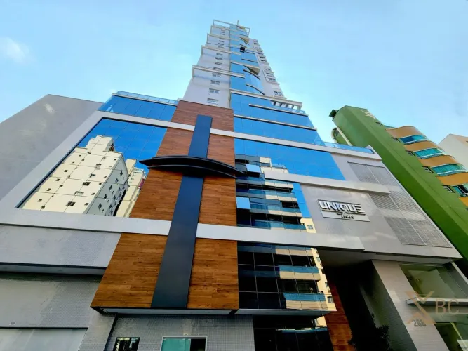 Apartamento 3 Quartos para Venda em Balneário Camboriú, Centro, 3 dormitórios, 3 suítes, 4