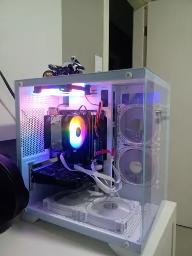 Pc gamer com periféricos 