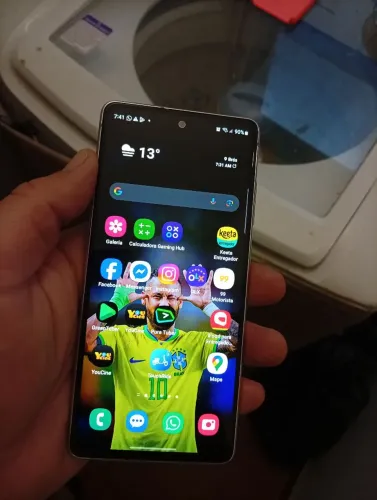 Galaxy s20 FE 128gb zerado.