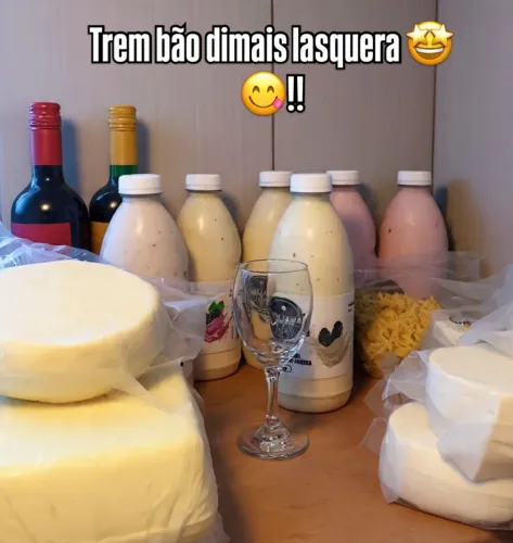 Vende-se Laticínios Diretamente da Roça Artesanal, Queijos, Requeijão, Parmesão e Yogurts
