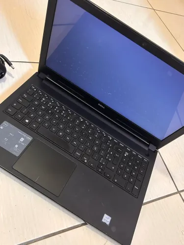 ? Computador Dell Inspiron 15 série 5000 - Em perfeito estado! Acompanha mouse!