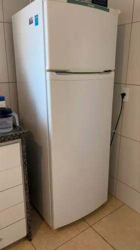 Geladeira Consul 334L duplex branca