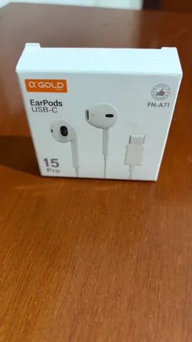 Vendo fone de ouvido de alta gualidade na caixa lacrada