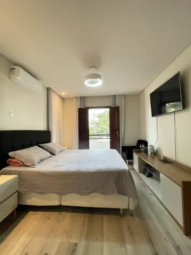 casa com 4 suites e 5 vagas de 385 m² no terreno de 400 m² na Ilha do Boi - Vitória ES