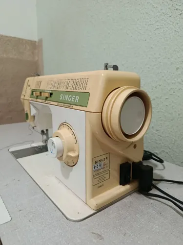 Máquina de costura