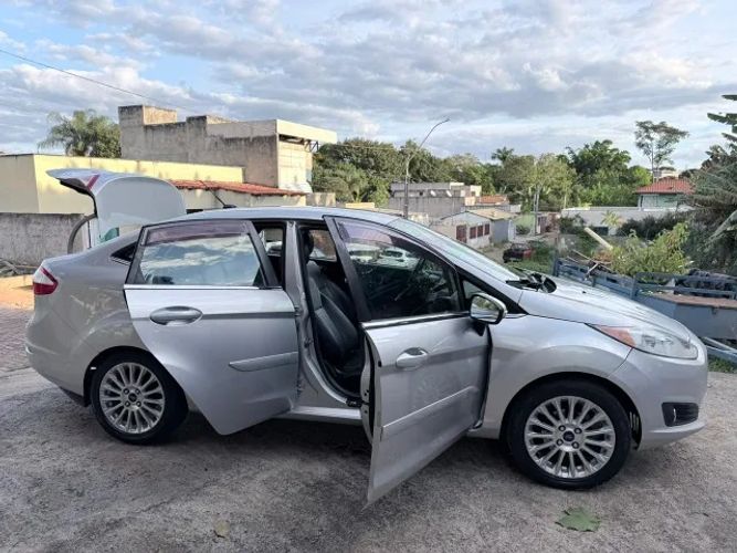 Imagem de Ford Fiesta Sed. Ti./ti.plus1.6 16V Flex Aut. 2015