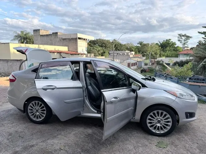 Ford Fiesta Sed. Ti./ti.plus1.6 16V Flex Aut. 2015