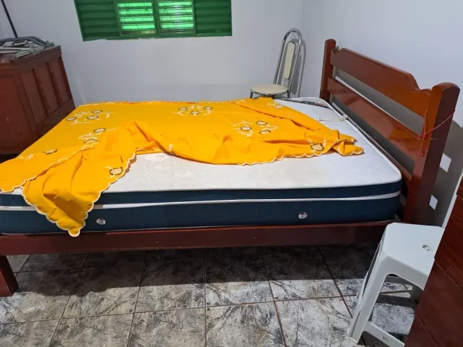 ? VENDE-SE CAMA + COLCHÃO! ? ACEITO OFERTA!