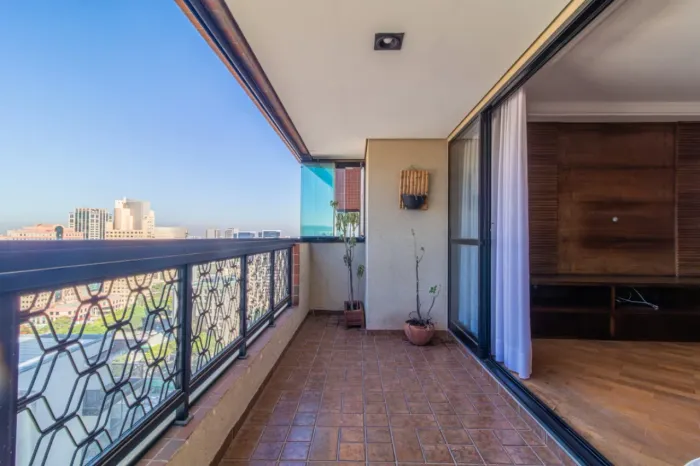 Apartamento de alto padrão à venda em Alphaville, Barueri-SP: 3 quartos, 1 suíte, 3 salas,