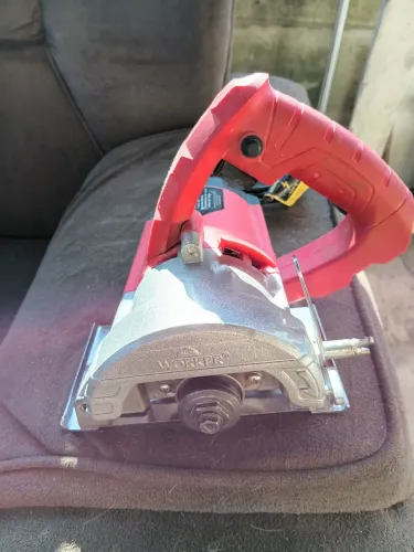 Makita