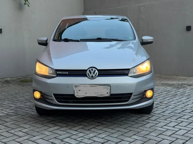 Volkswagen Fox Bluemotion 1.0 MI Total Flex 12V 5P 2015
