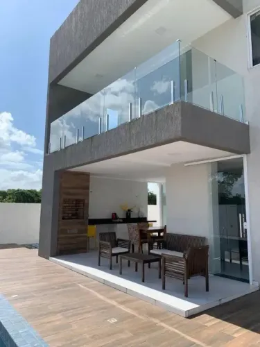 Casa de Condomínio com 4 Quartos para alugar, 170m² - Intermares