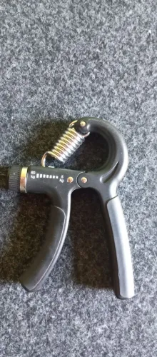 Vende-se handgrip semi nova