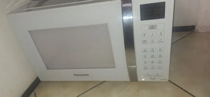 Venda de Microondas Panasonic 34L