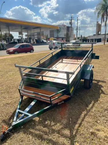 Carretinha 2.50x1.20 Nova com Cestinha Homologada Pronta Entrega- Reboque.