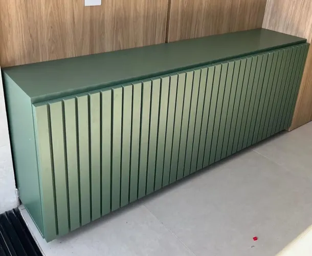 Buffet De Sala Com Portas Ripadas