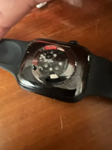 Apple Watch 8 45mm Traseira Quebrada