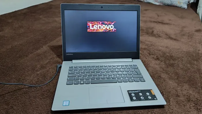 Notebook Lenovo CORE i3 6ª GERAÇÃO RAM 4GB DDR4 SSD 120 GB 